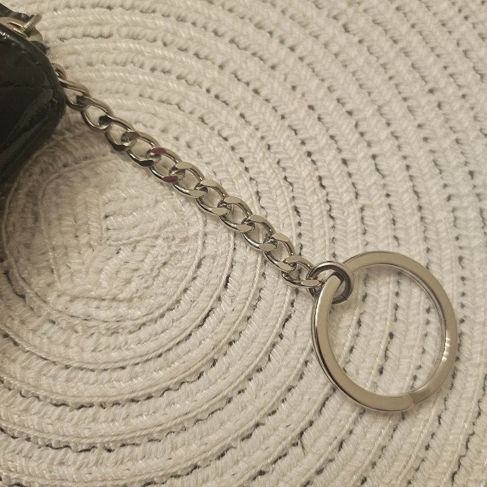 Chanel Black Patent Quilted Key Pouch / Coin Purse with Silver CC - Picture 9 of 9